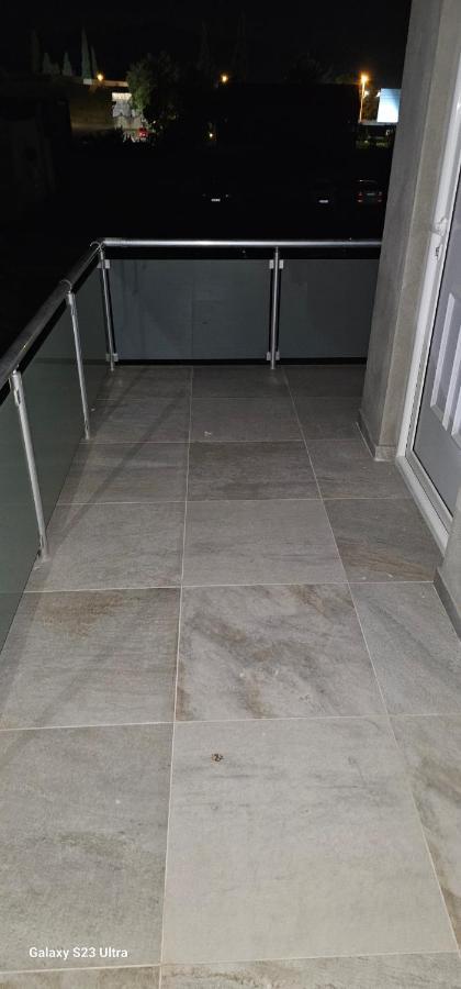 Ekonomic Apartmani Golubovci Экстерьер фото